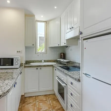 America - 150 Meters From The Beach, Free Wi-fi Apartmán
