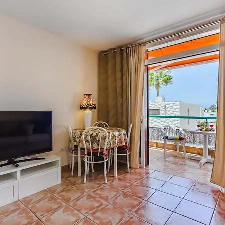 America - 150 Meters From The Beach, Free Wi-fi Apartmán