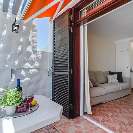 America - 150 Meters From The Beach, Free Wi-fi Apartmán Arona (Tenerife)