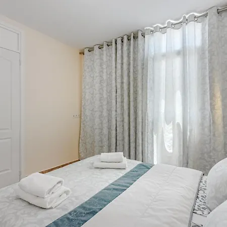 America - 150 Meters From The Beach, Free Wi-fi Apartamento Arona (Tenerife)