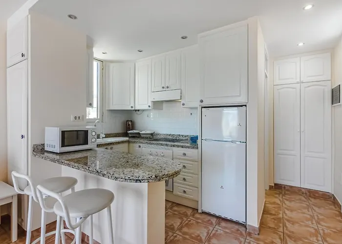 America - 150 Meters From The Beach, Free Wi-fi * Arona (Tenerife)