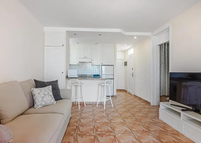 Apartamento America - 150 Meters From The Beach, Free Wi-fi *