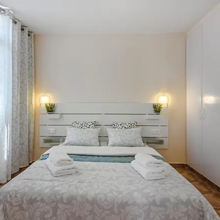 Appartement America - 150 Meters From The Beach, Free Wi-fi